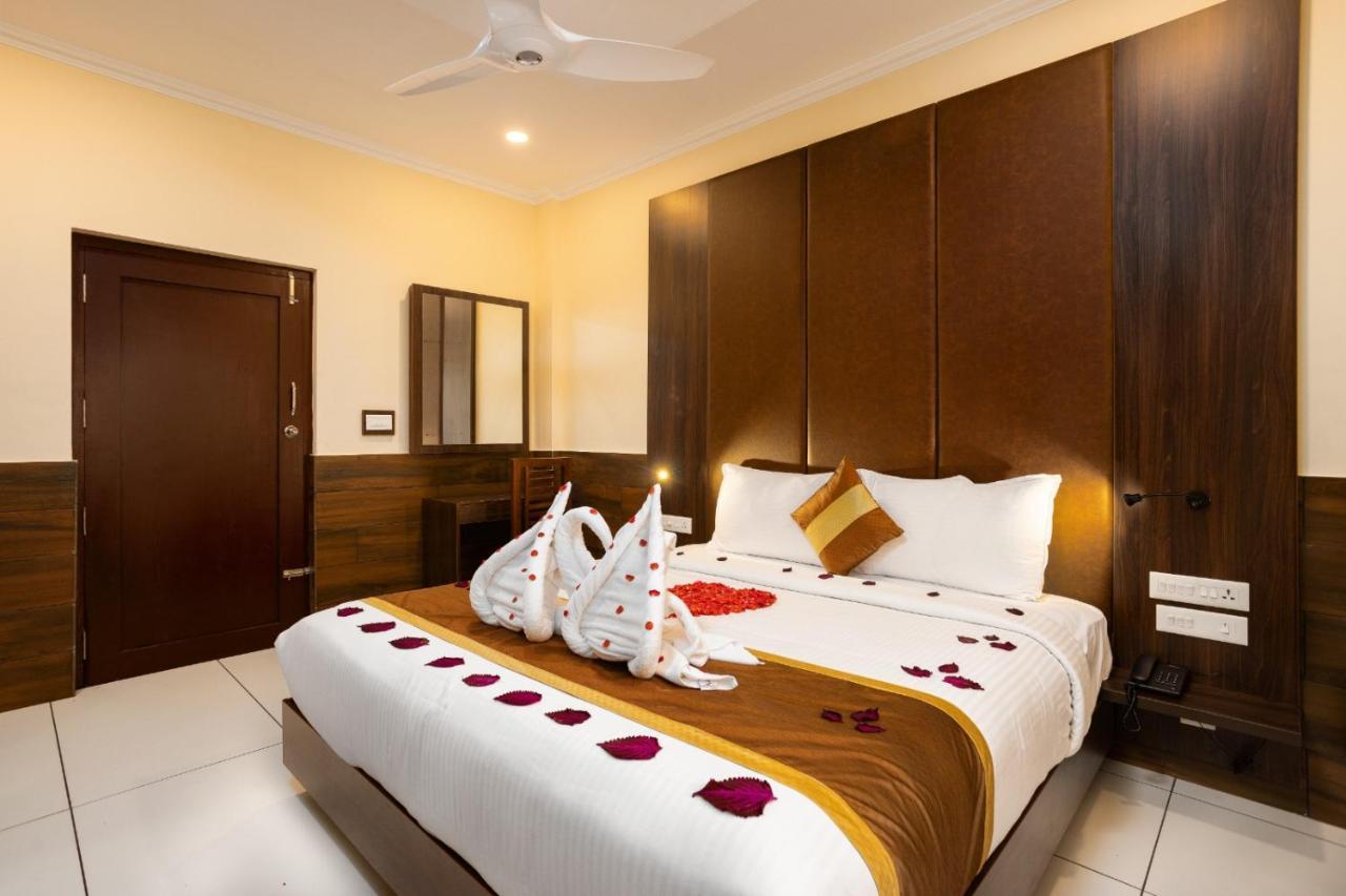 Star Emirates Luxury Resort And Spa, Munnar Anachal Εξωτερικό φωτογραφία
