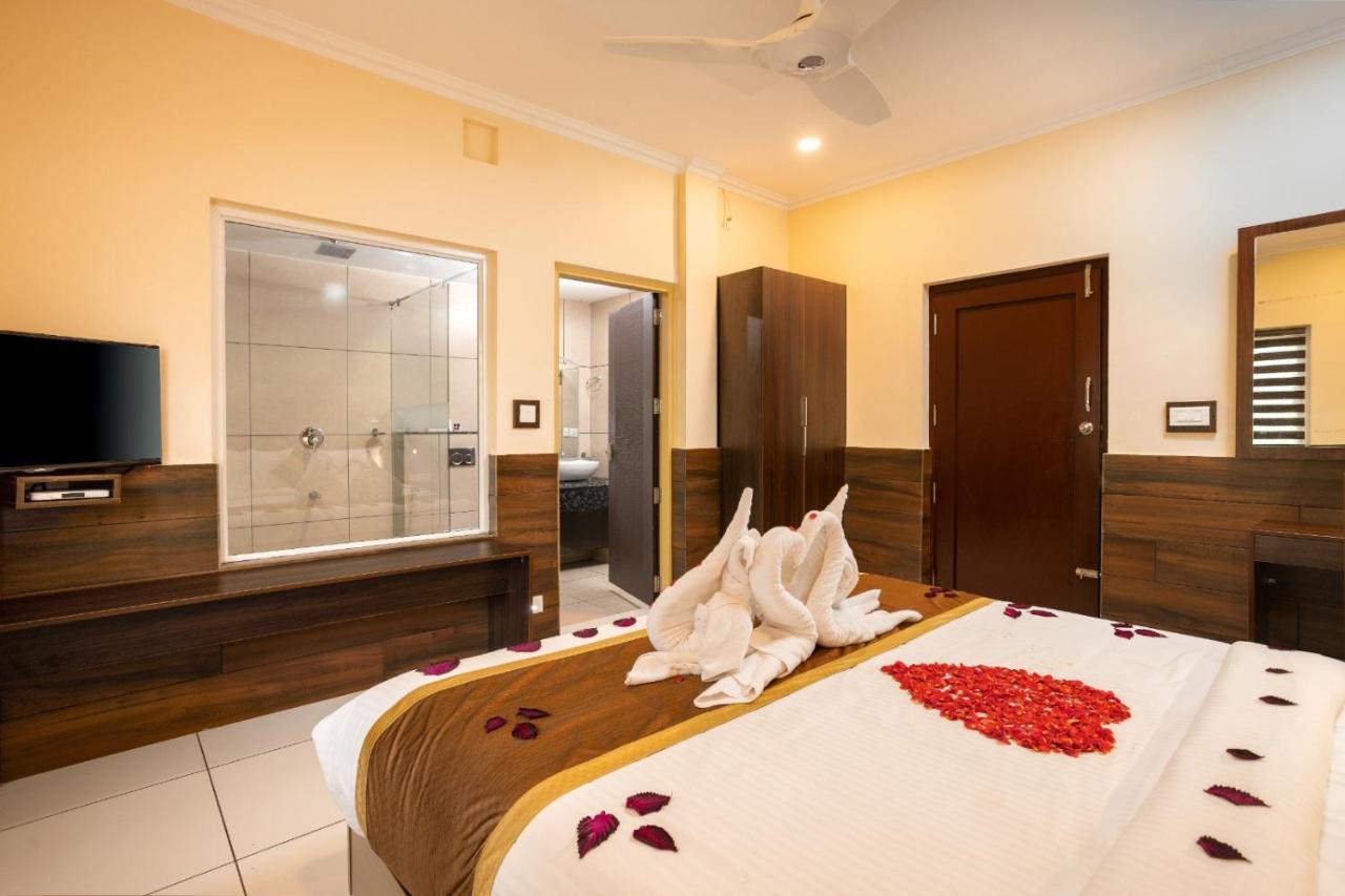 Star Emirates Luxury Resort And Spa, Munnar Anachal Εξωτερικό φωτογραφία