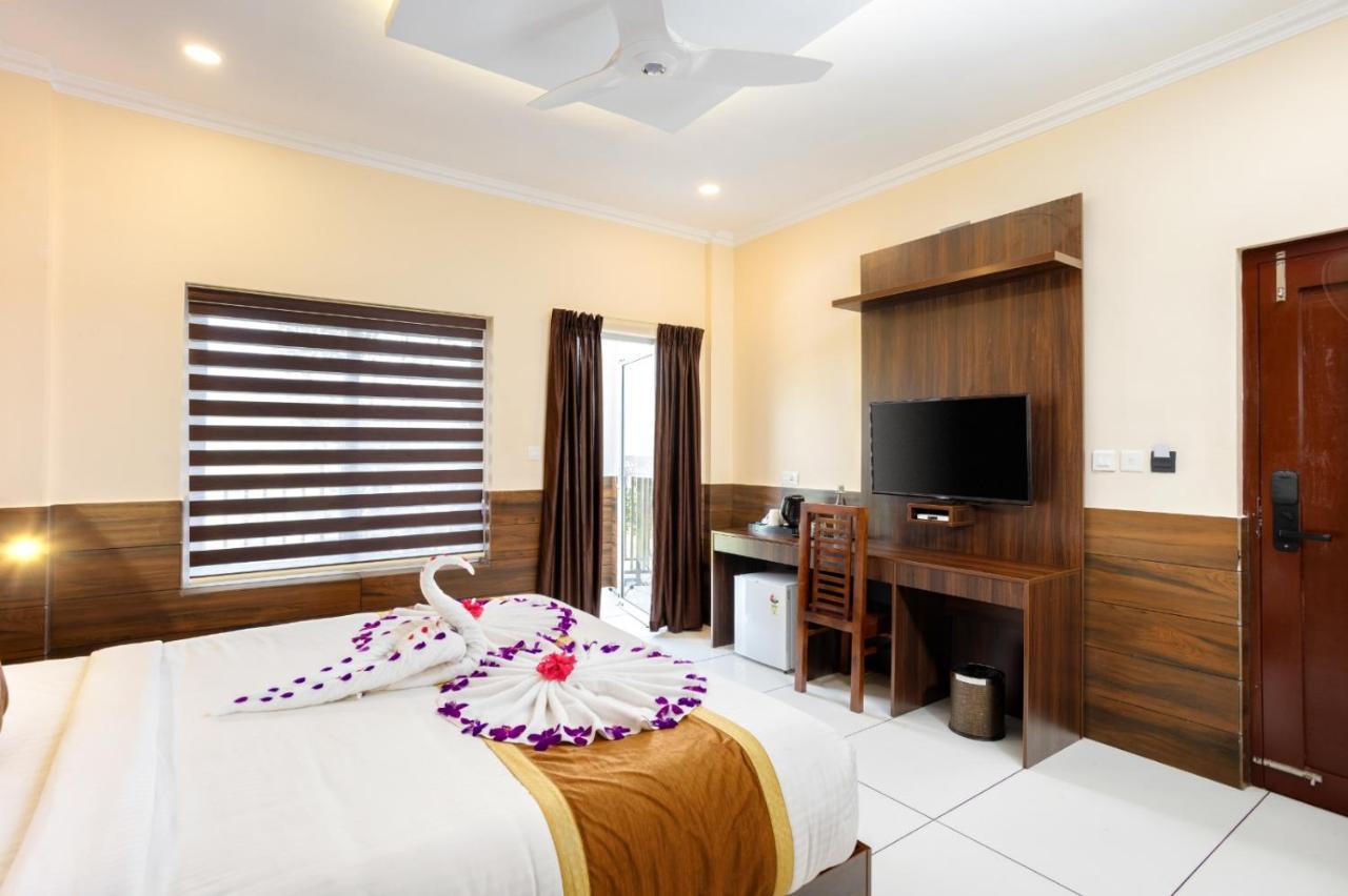 Star Emirates Luxury Resort And Spa, Munnar Anachal Εξωτερικό φωτογραφία
