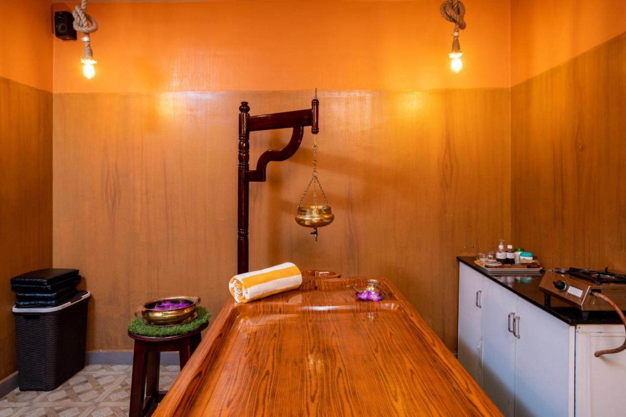 Star Emirates Luxury Resort And Spa, Munnar Anachal Εξωτερικό φωτογραφία
