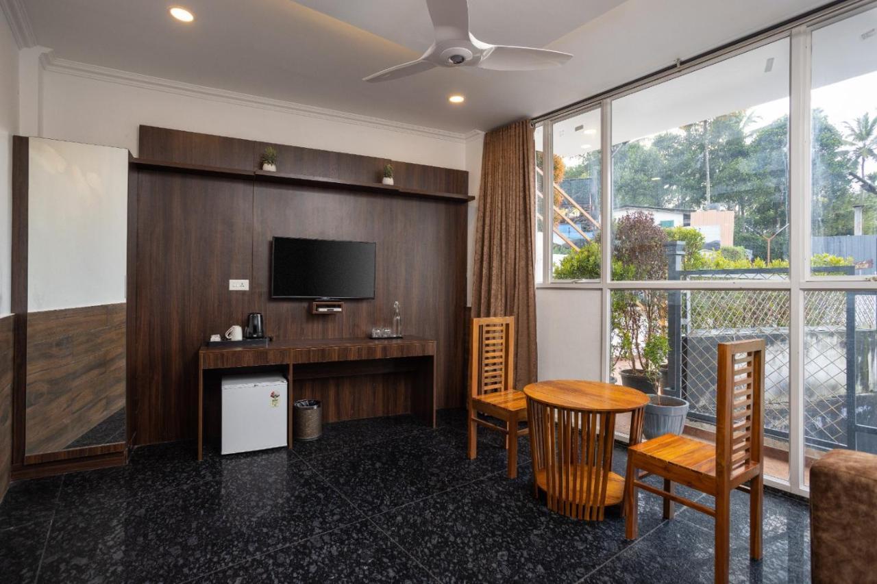 Star Emirates Luxury Resort And Spa, Munnar Anachal Εξωτερικό φωτογραφία