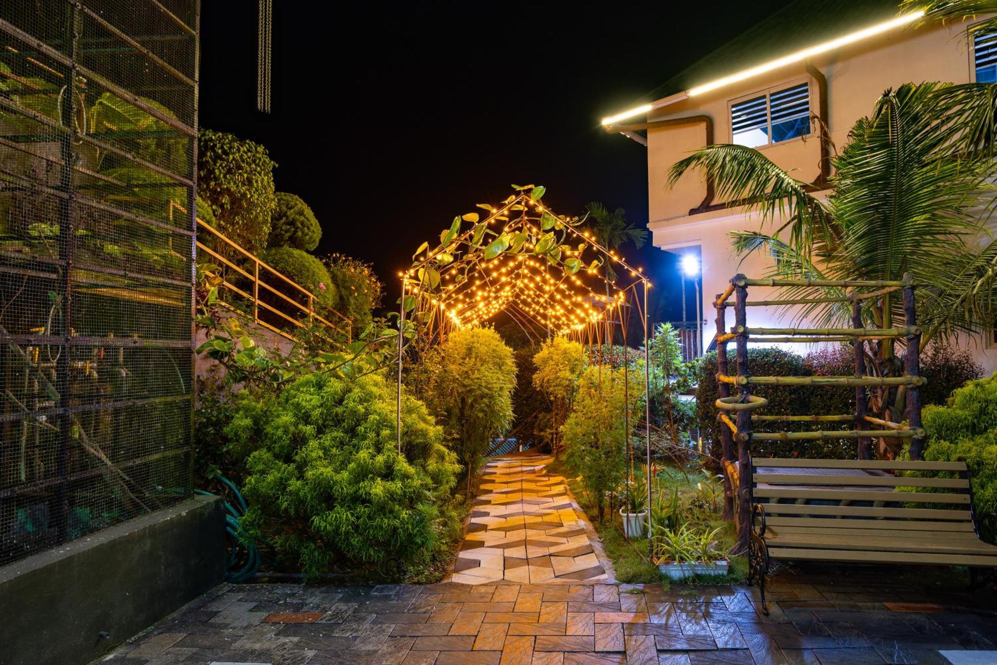 Star Emirates Luxury Resort And Spa, Munnar Anachal Εξωτερικό φωτογραφία