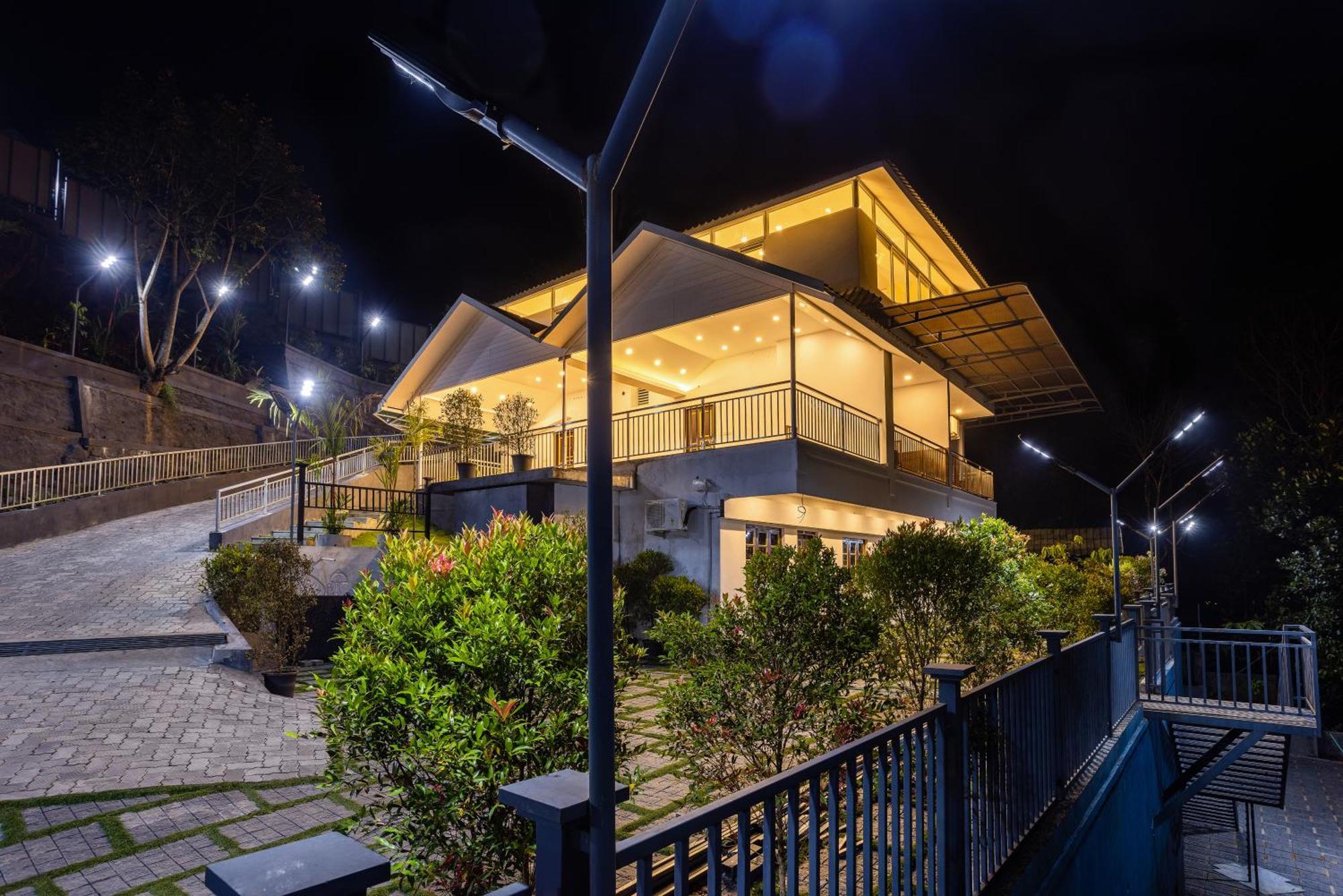 Star Emirates Luxury Resort And Spa, Munnar Anachal Εξωτερικό φωτογραφία