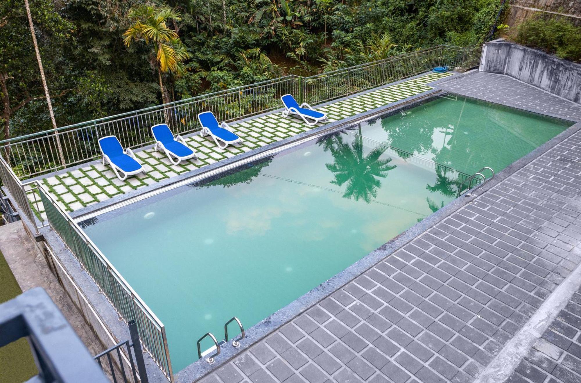Star Emirates Luxury Resort And Spa, Munnar Anachal Εξωτερικό φωτογραφία