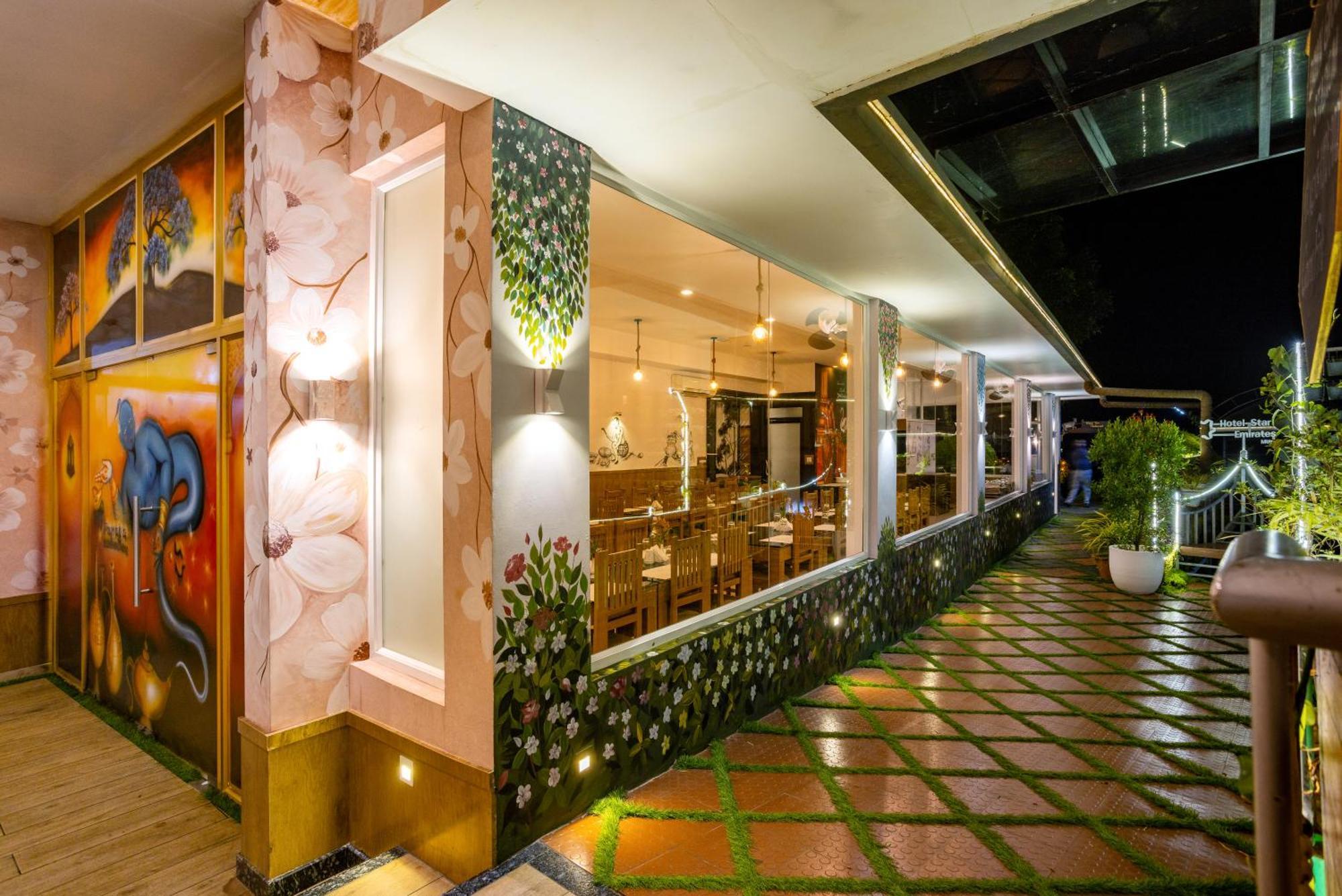 Star Emirates Luxury Resort And Spa, Munnar Anachal Εξωτερικό φωτογραφία