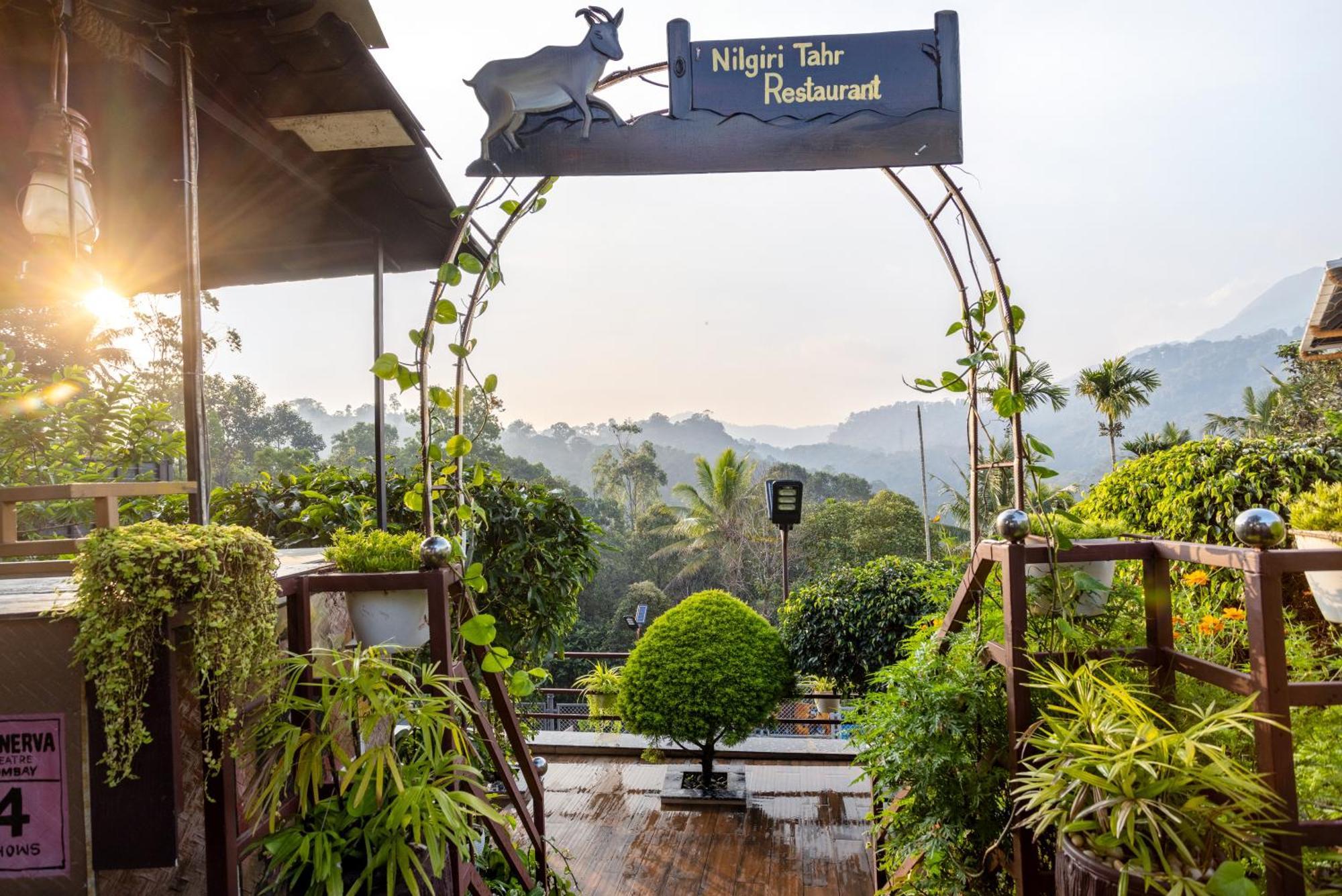 Star Emirates Luxury Resort And Spa, Munnar Anachal Εξωτερικό φωτογραφία