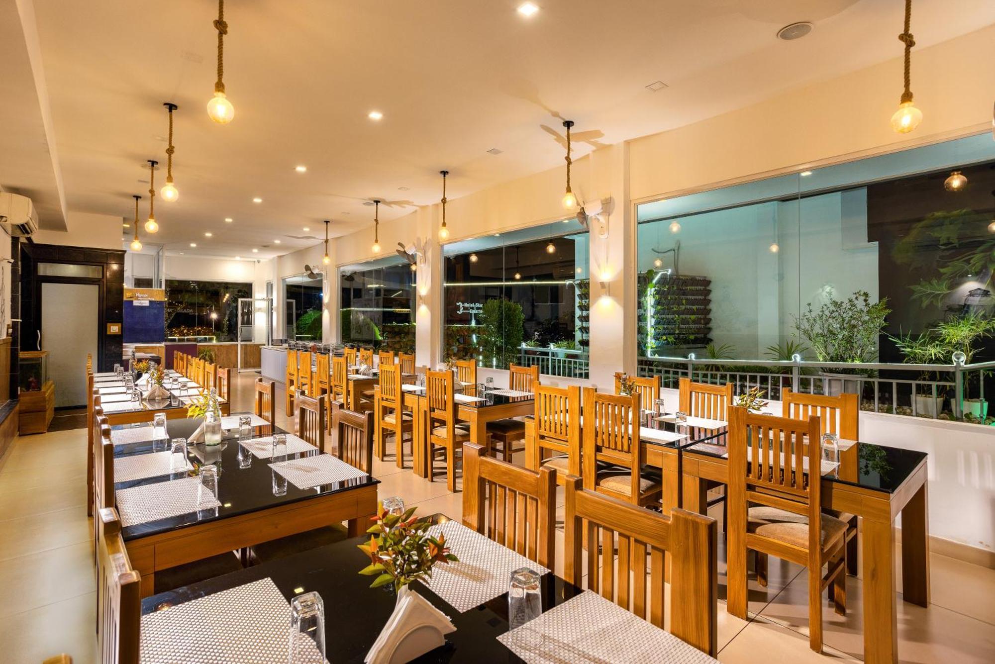 Star Emirates Luxury Resort And Spa, Munnar Anachal Εξωτερικό φωτογραφία